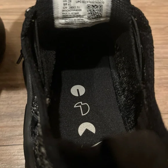 New Nike Flyknit Bloom 'Black Metallic Silver' FD2149-004 Women's Size 11 - Picture 7 of 7